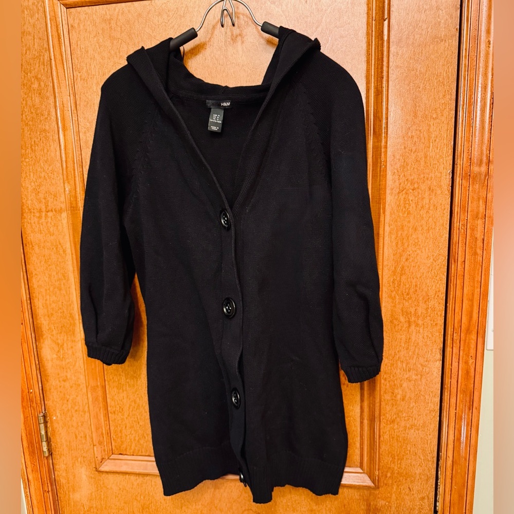 🆕H&M black 3/4 sleeve buttoned sweater large hood size medium - Picture 4 of 13